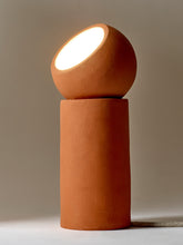 Charger l&#39;image dans la galerie, Lampe à poser  Terracota
